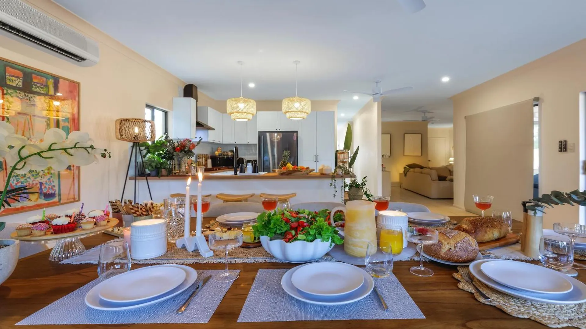 Spacious Family Fun With Suv Hire, Games, Full Kitchen Trinity Beach